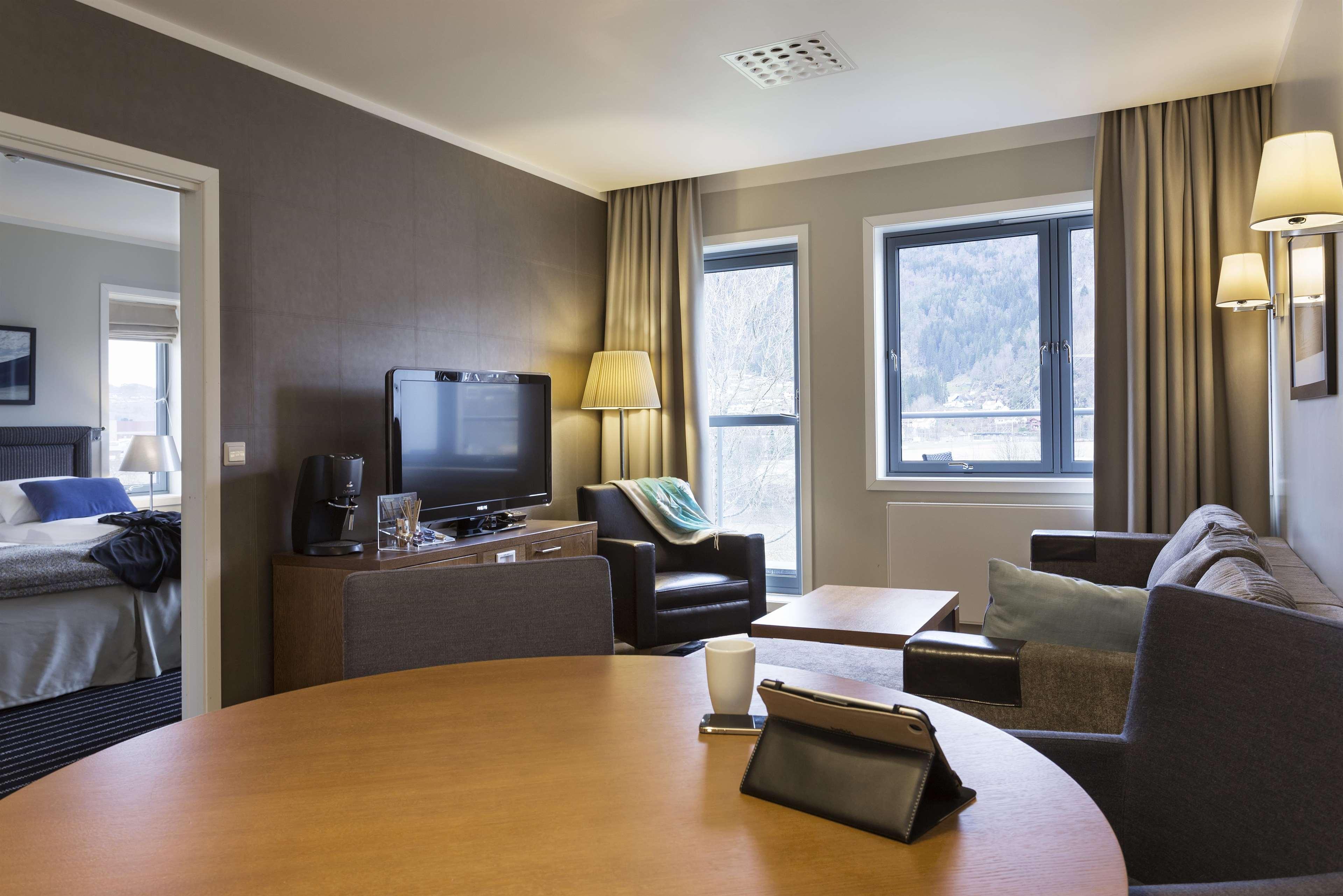 Scandic Sunnfjord Hotel & Spa Førde Dış mekan fotoğraf