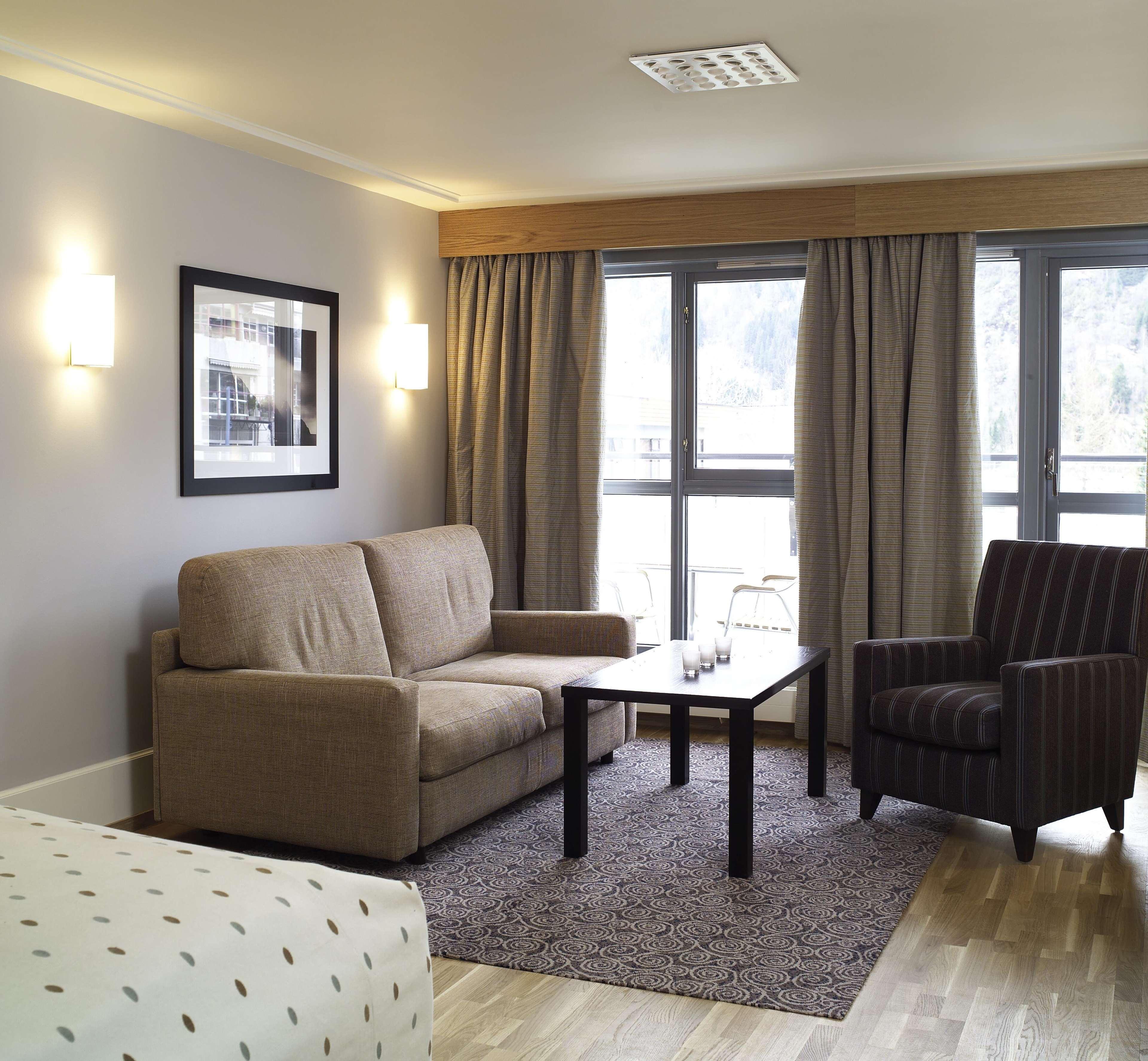 Scandic Sunnfjord Hotel & Spa Førde Dış mekan fotoğraf