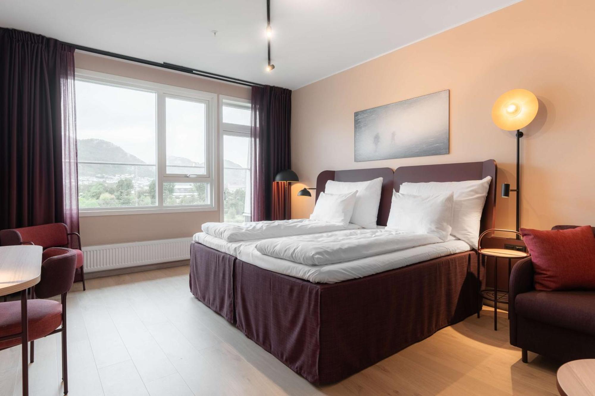 Scandic Sunnfjord Hotel & Spa Førde Dış mekan fotoğraf