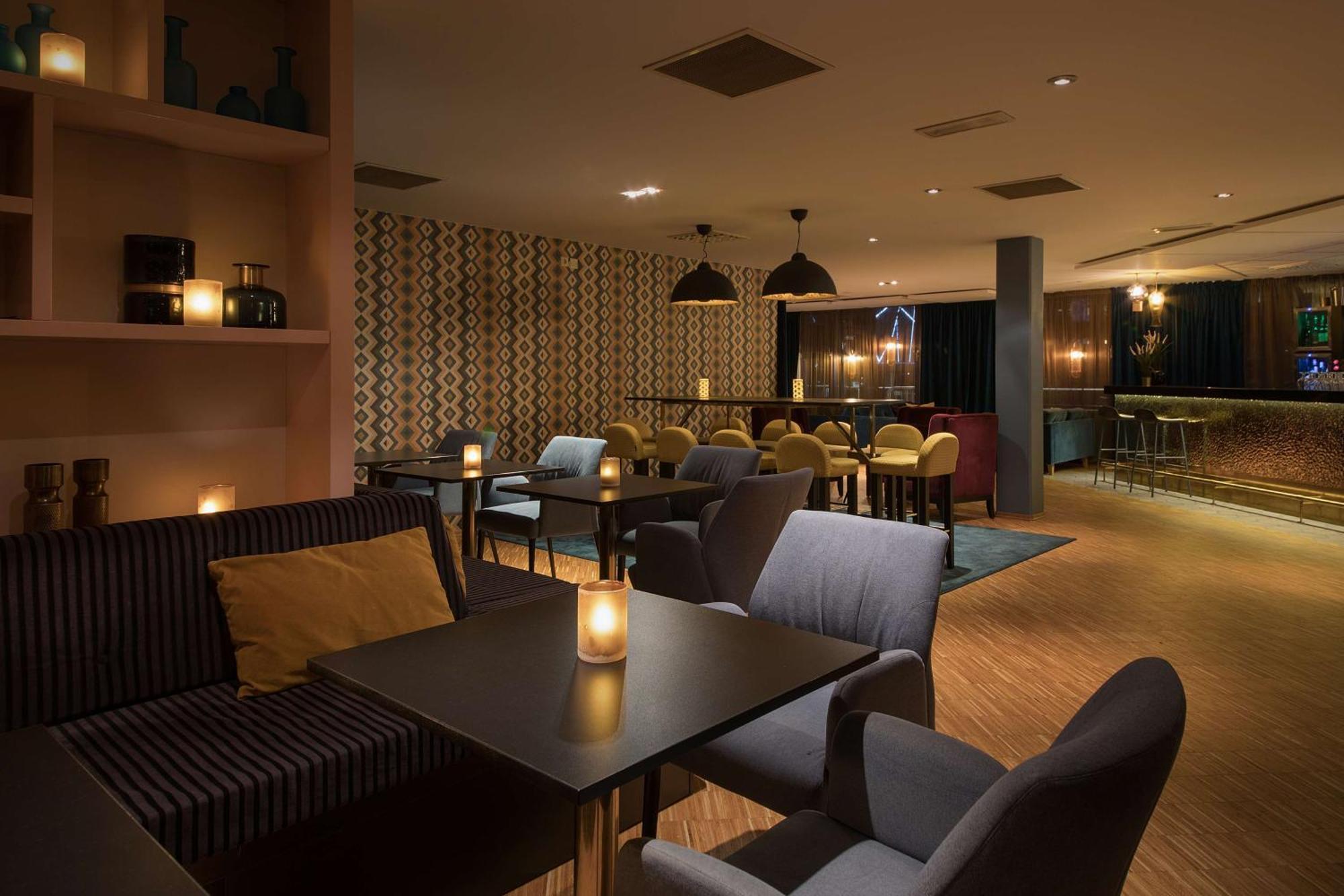 Scandic Sunnfjord Hotel & Spa Førde Dış mekan fotoğraf