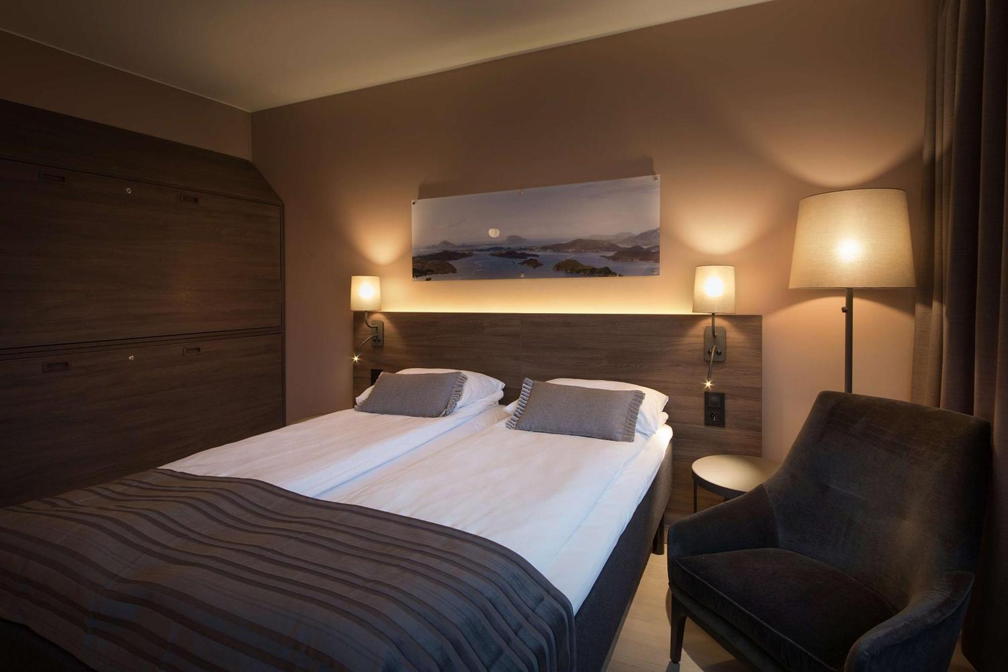 Scandic Sunnfjord Hotel & Spa Førde Dış mekan fotoğraf