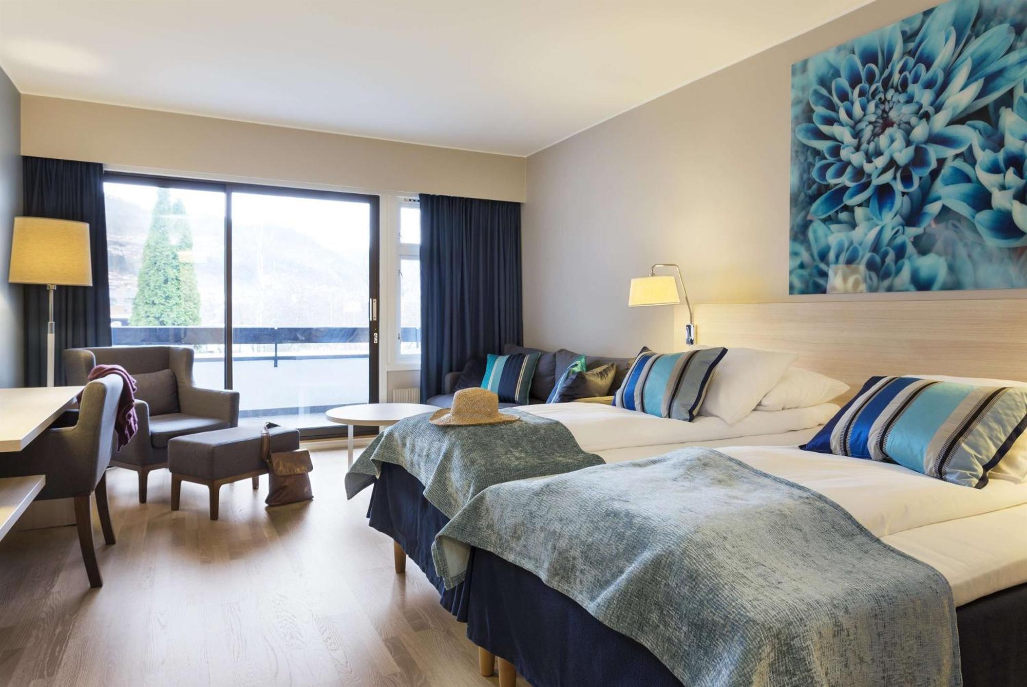 Scandic Sunnfjord Hotel & Spa Førde Dış mekan fotoğraf