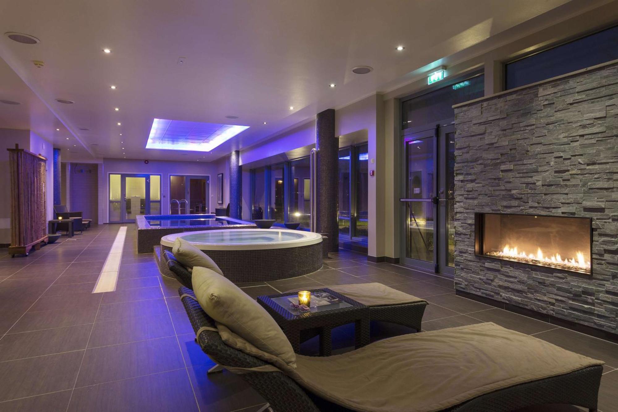 Scandic Sunnfjord Hotel & Spa Førde Dış mekan fotoğraf