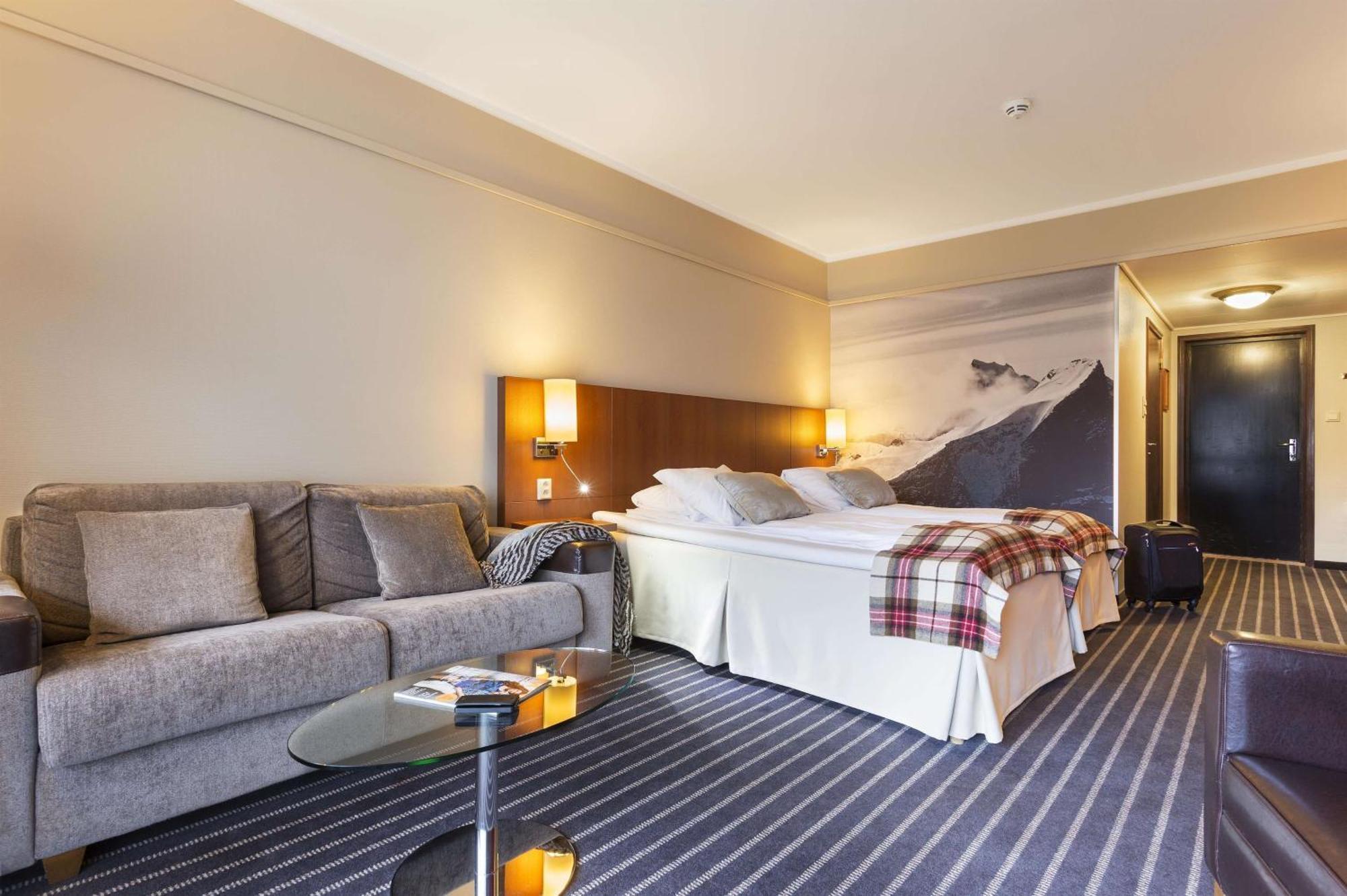 Scandic Sunnfjord Hotel & Spa Førde Dış mekan fotoğraf